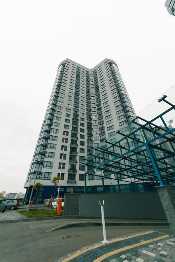 Жк Заречный Метро Славутич Kiev Esterno foto